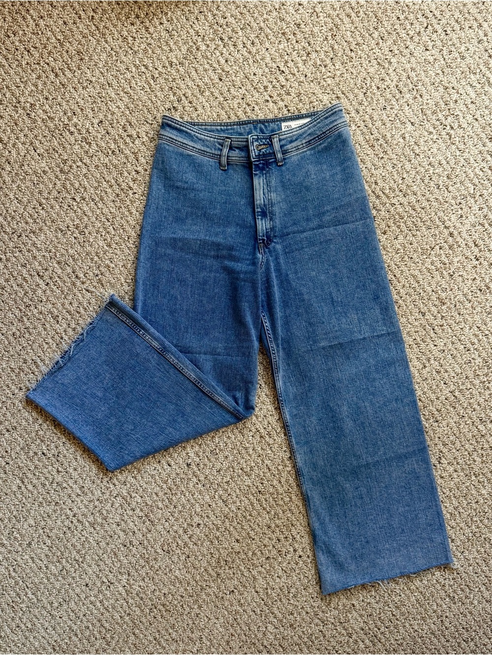 Zara High Waist Wide Leg Jeans | Size 12 | Raw Hem Denim